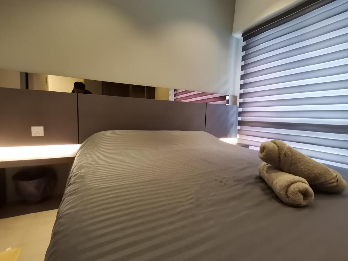 Apartment Pax6+2 Famous Klebang Homefeel *
