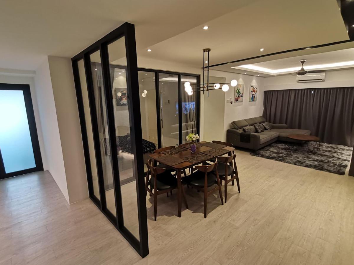 Apartment Pax6+2 Famous Klebang Homefeel *